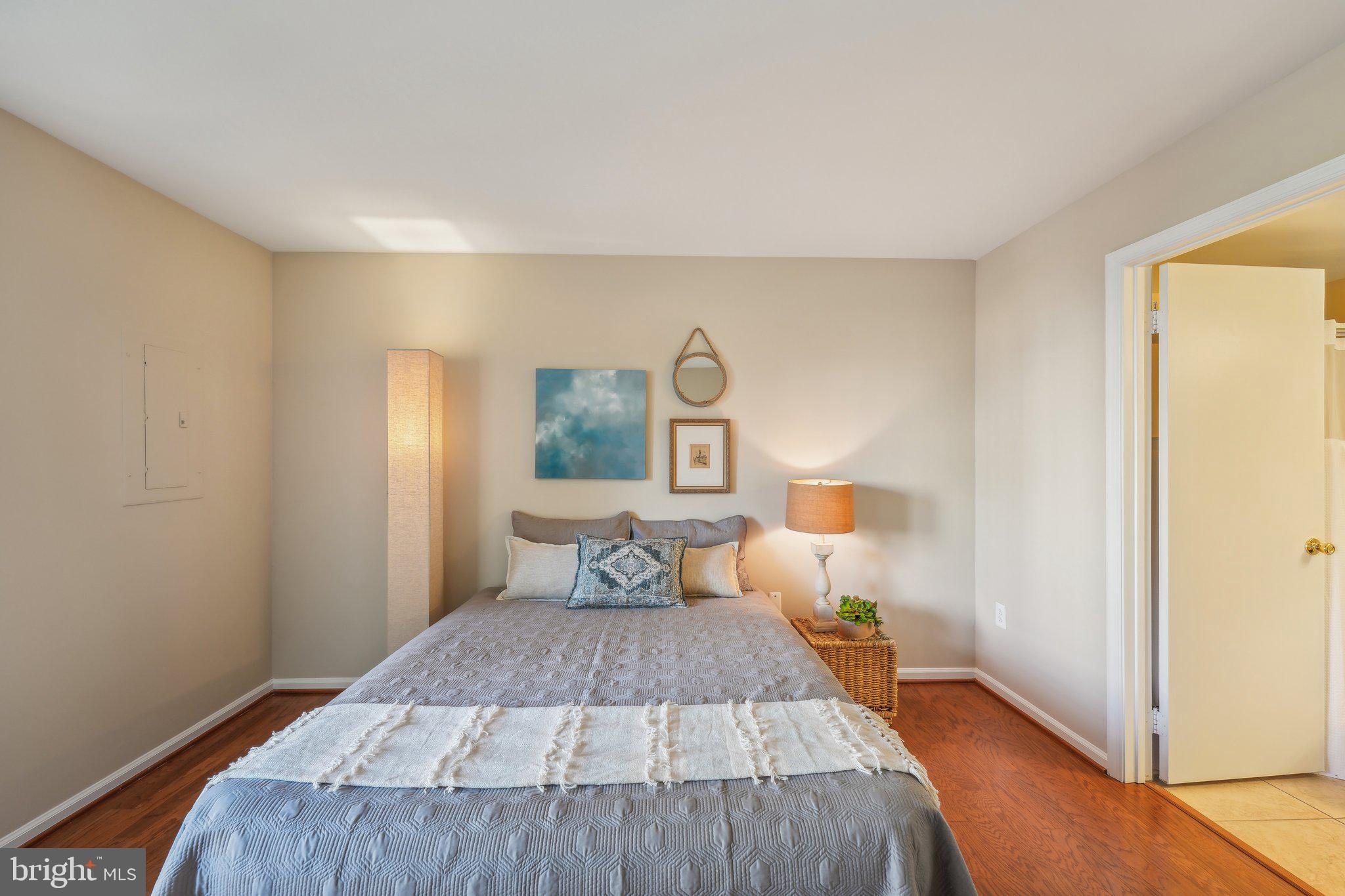4523 28th Road South, Unit A Arlington, VA 22206 - Photo 14 of 25 Gallery Image 14
