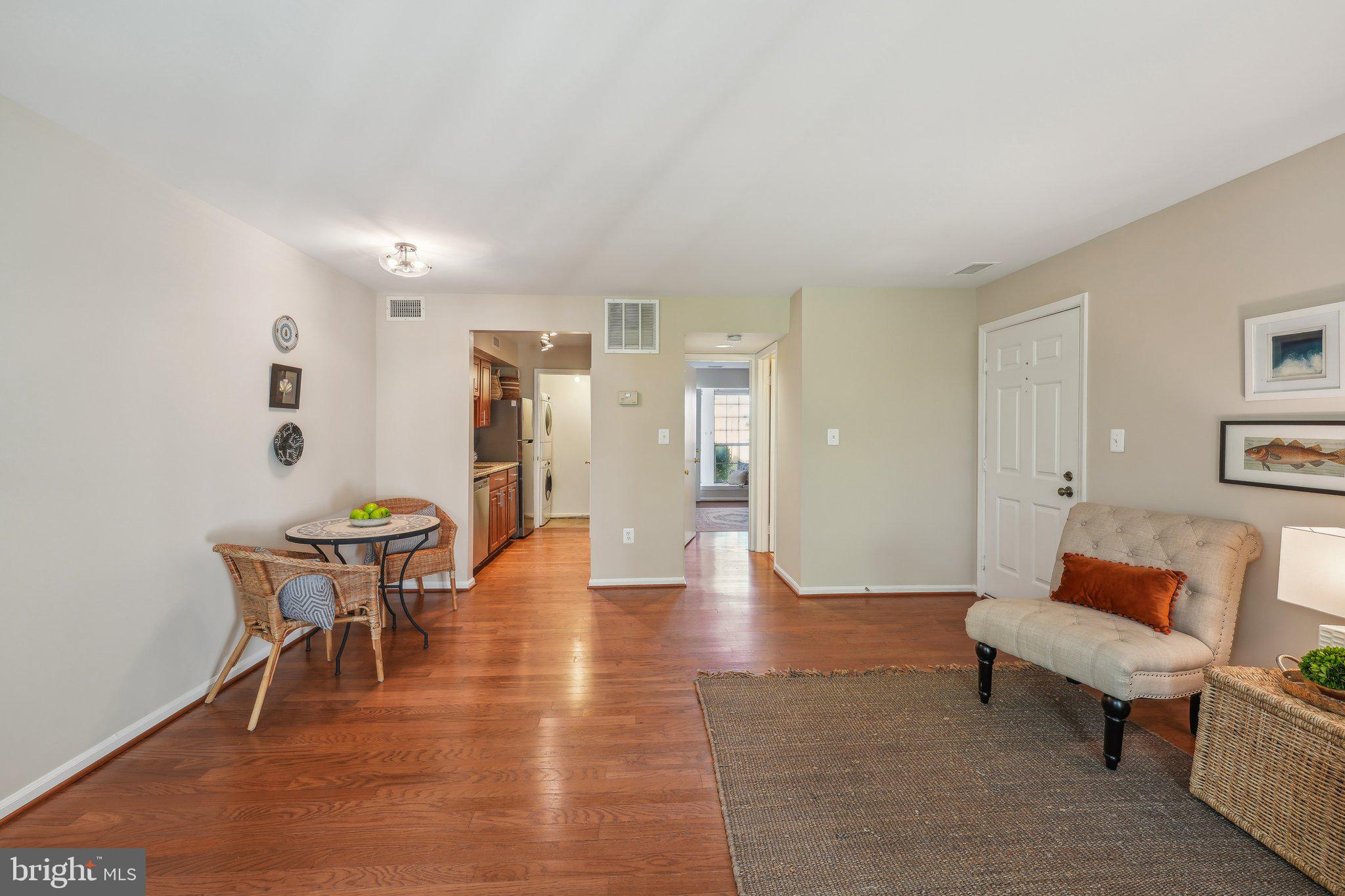 4523 28th Road South, Unit A Arlington, VA 22206 - Photo 7 of 25 Gallery Image 7