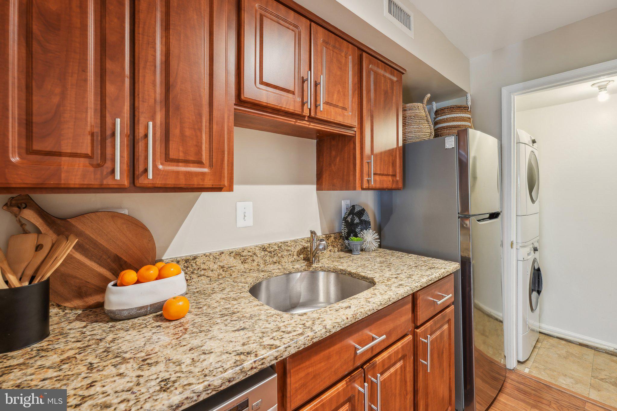 4523 28th Road South, Unit A Arlington, VA 22206 - Photo 9 of 25 stainless steel appliances