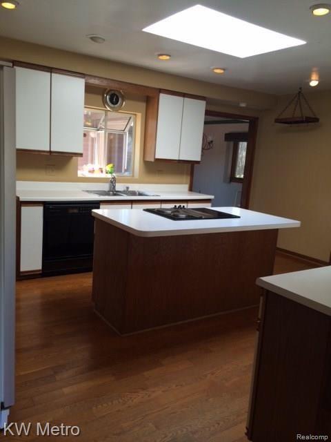144 Booth Road Troy, MI 48085 - Photo 12 of 21 photo 3.jpg