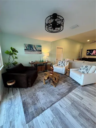 $3,850 | 4140 Augustine Avenue, Sarasota, FL 34231