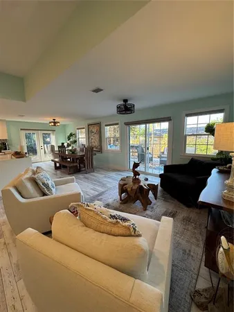 $3,850 | 4140 Augustine Avenue, Sarasota, FL 34231