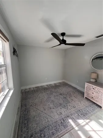 $3,850 | 4140 Augustine Avenue, Sarasota, FL 34231