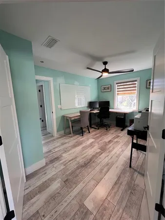 $3,850 | 4140 Augustine Avenue, Sarasota, FL 34231