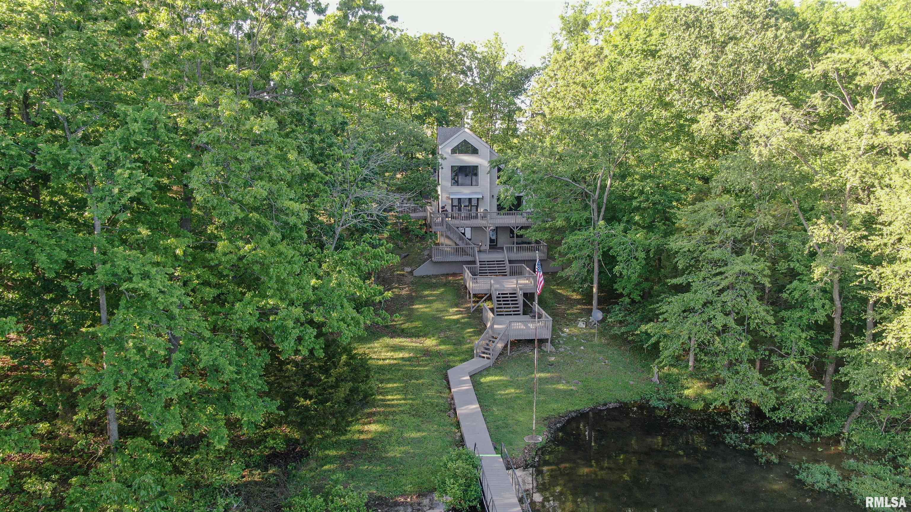 135 Cut-Off Road Creal Springs, IL 62922 - Photo 2 of 47