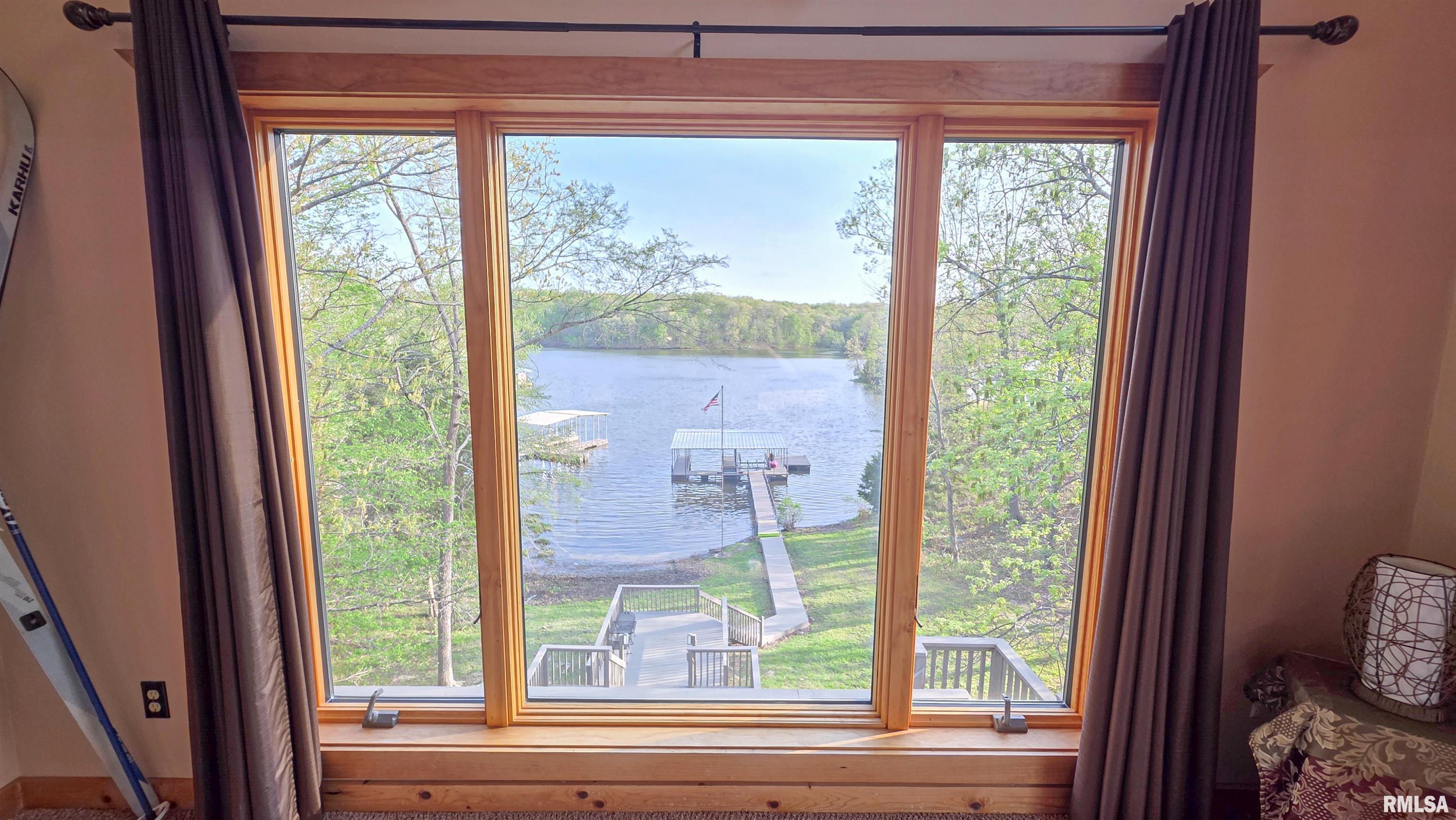 135 Cut-Off Road Creal Springs, IL 62922 - Photo 33 of 45