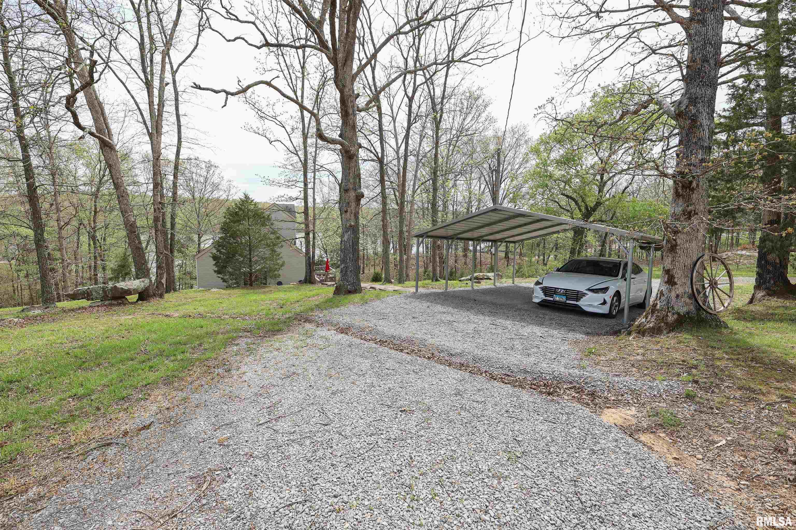 135 Cut-Off Road Creal Springs, IL 62922 - Photo 44 of 45