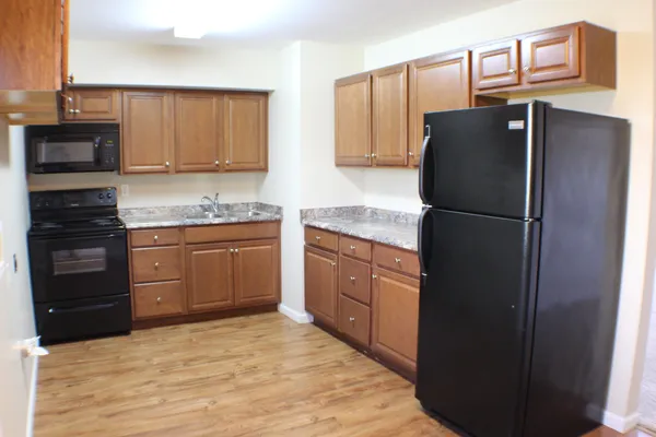 $1,100 | 730 Sir Echo Drive, Unit 6, Kingsport, TN 37663