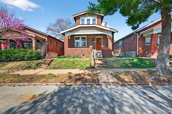 $259,900 | 6049 Wanda Avenue, St. Louis, MO 63116