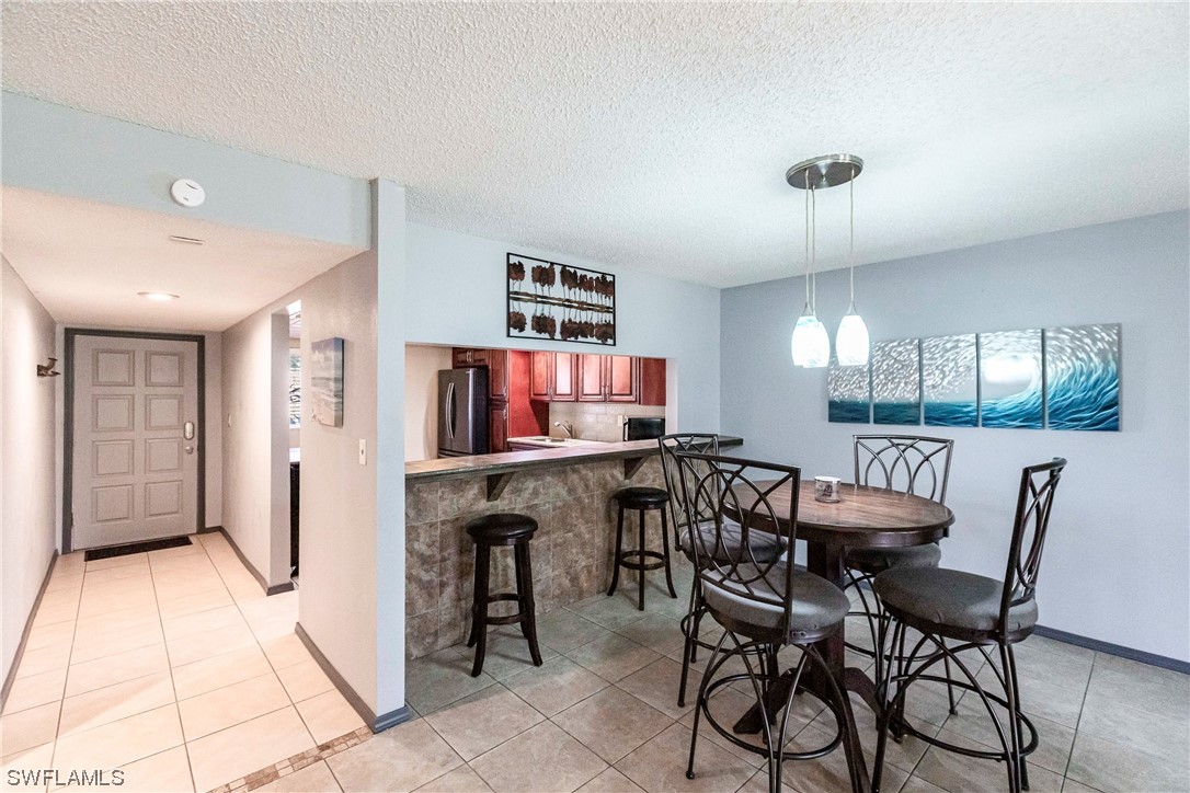 16540 Partridge Club Road, Unit 104 Fort Myers, FL 33908 - Photo 10 of 50 Gallery Image 10