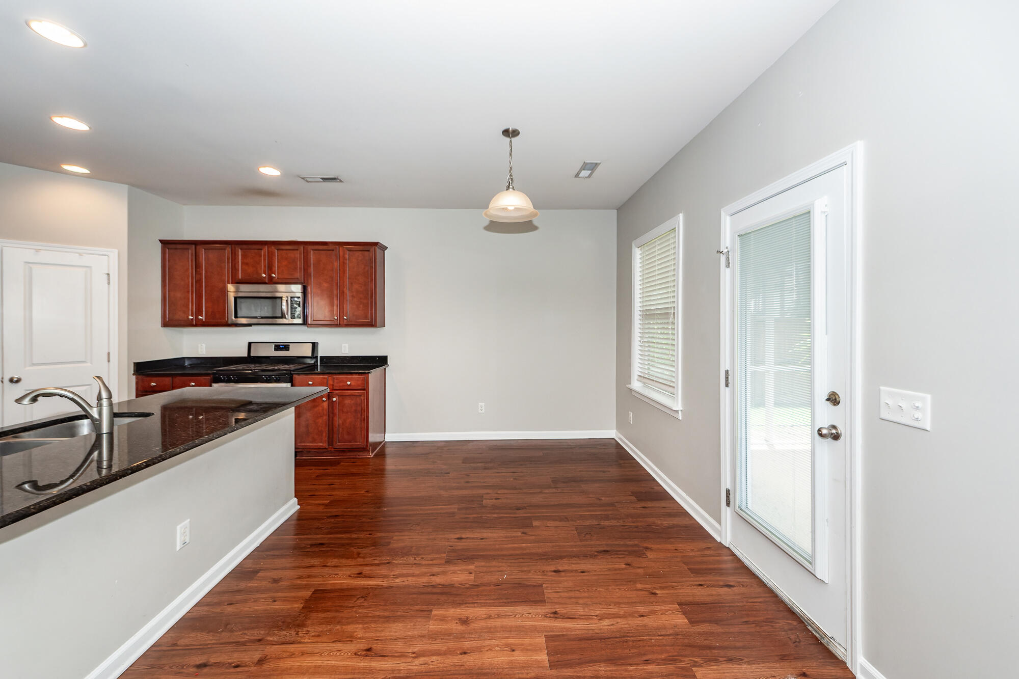 107 Brookhaven Road Summerville, SC 29486 - Photo 12 of 52 breakfast area