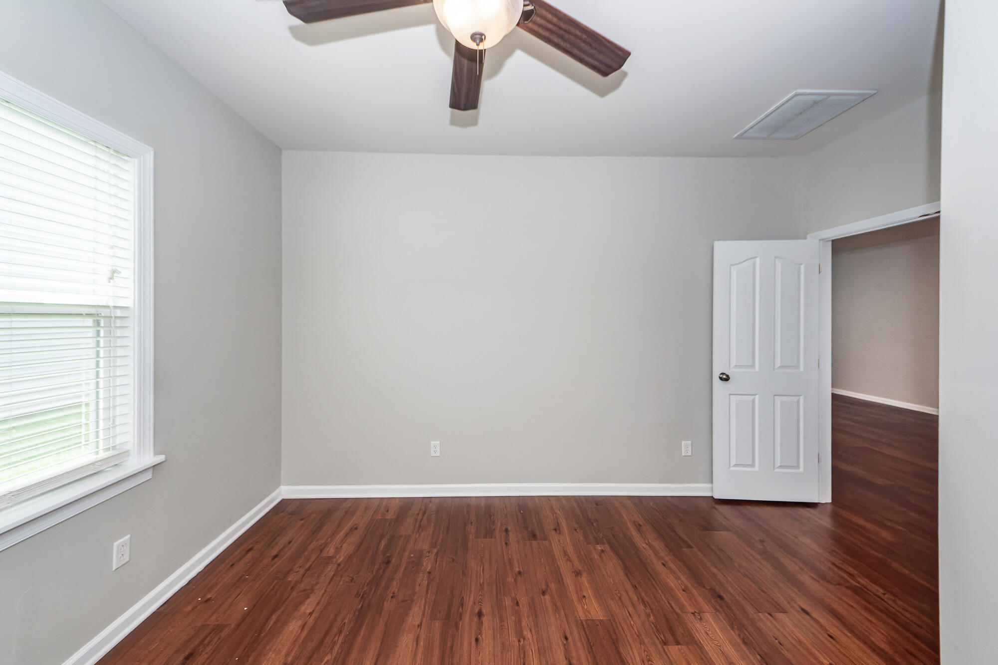 107 Brookhaven Road Summerville, SC 29486 - Photo 7 of 52 Den or maybe a guest room