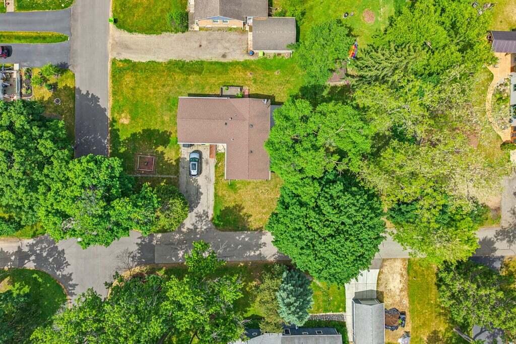325 Summer Street Delavan, WI 53115 - Photo 3 of 42 Drone shot