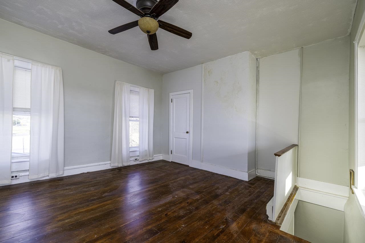 289 Brocks Gap Road Broadway, VA 22815 - Photo 24 of 46 a view of empty room with wooden floor and fan