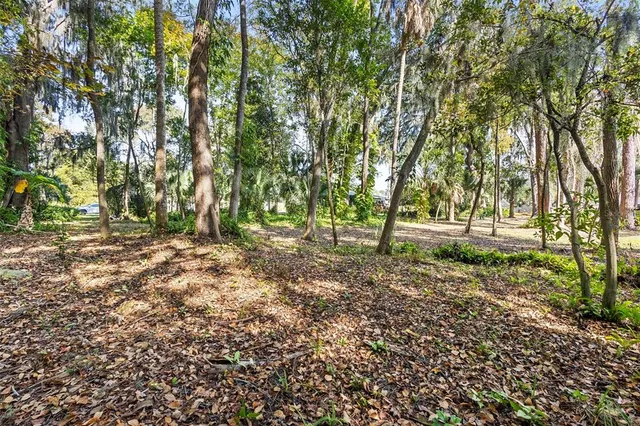 $450,000 | 353 Lake Crescent Drive, DeBary, FL 32713