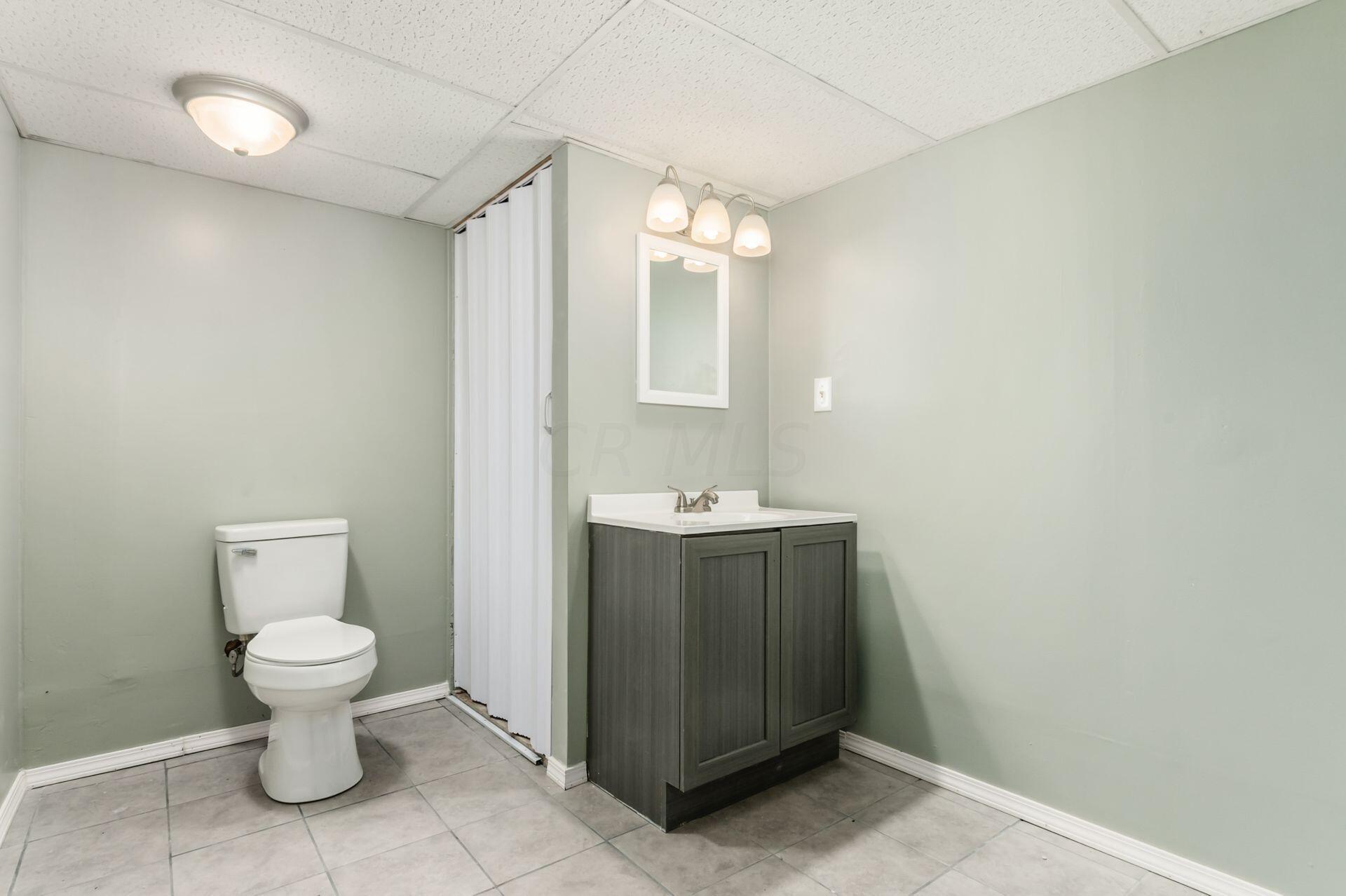 980 Hudson Road Delaware, OH 43015 - Photo 24 of 42 029_fc19_h 980 Hudson Rd-1070