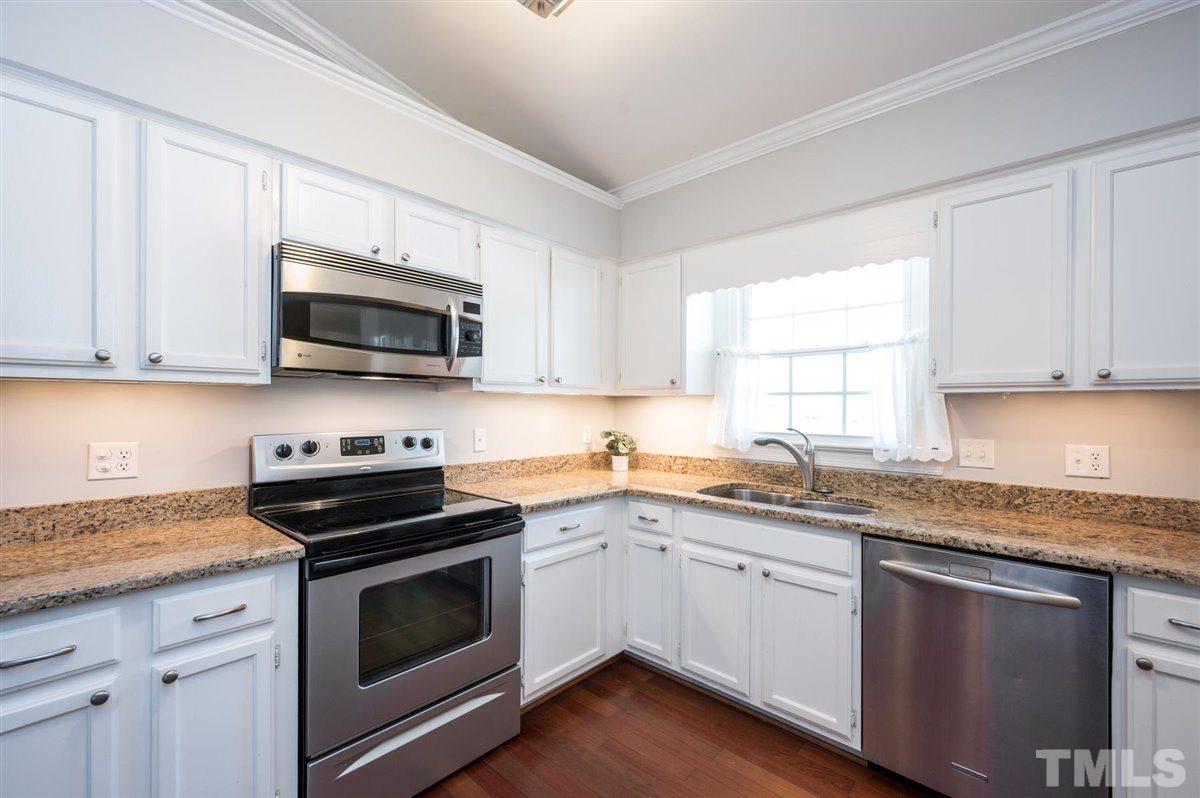 1272 Shadow Bark Court Raleigh, NC 27603 - Photo 7 of 23 Gallery Image 7