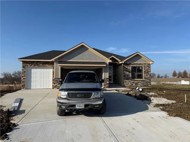 $549,900 | 27601 East 128th Court, Lee's Summit, MO 64086