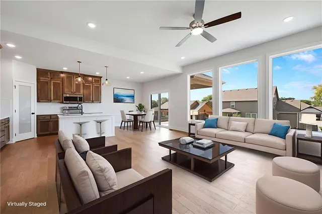 $549,900 | 27601 East 128th Court, Lee's Summit, MO 64086