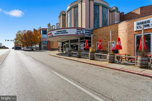 $299,900 | 442 Rosebank Avenue, Baltimore, MD 21212