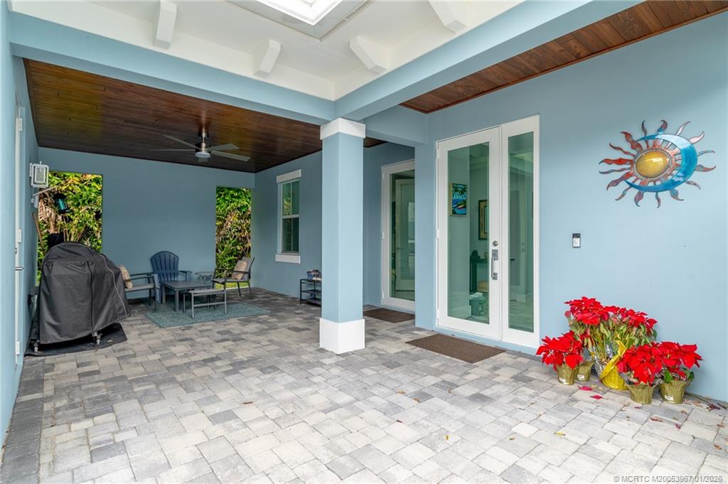 4659 Southeast Manatee Terrace Stuart, FL 34997 - Photo 9 of 56