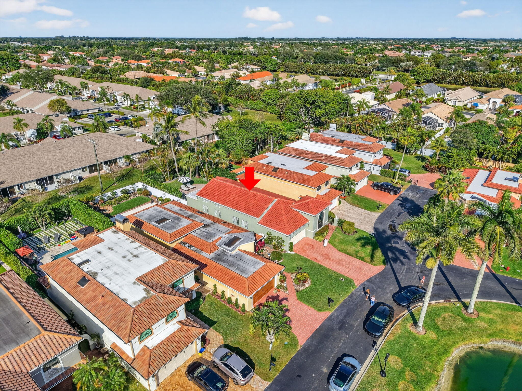 9060 Villa Portofino Circle Boca Raton, FL 33496 - Photo 45 of 47 an aerial view of residential houses with outdoor space