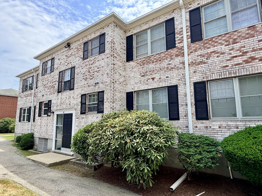 185 Lake Shore Road, Unit 1 Boston, MA 02135 - Photo 17 of 21