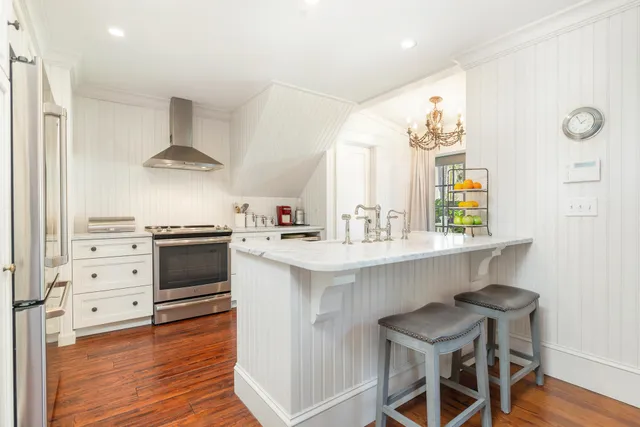 $1,575,000 | 441 33rd Street, West Palm Beach, FL 33407