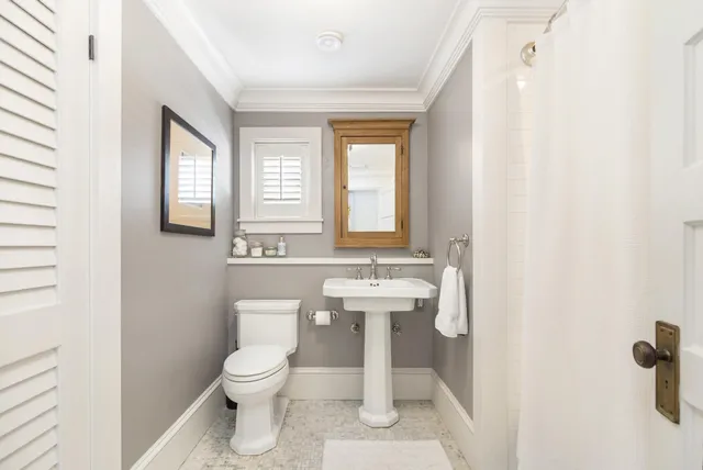 $1,575,000 | 441 33rd Street, West Palm Beach, FL 33407