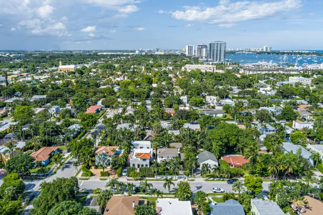 $1,575,000 | 441 33rd Street, West Palm Beach, FL 33407