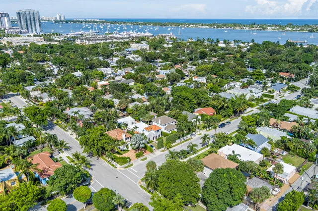 $1,575,000 | 441 33rd Street, West Palm Beach, FL 33407