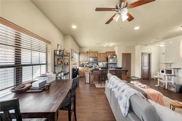 $235,000 | 2410 2nd Street South, Unit 1272, Waco, TX 76706