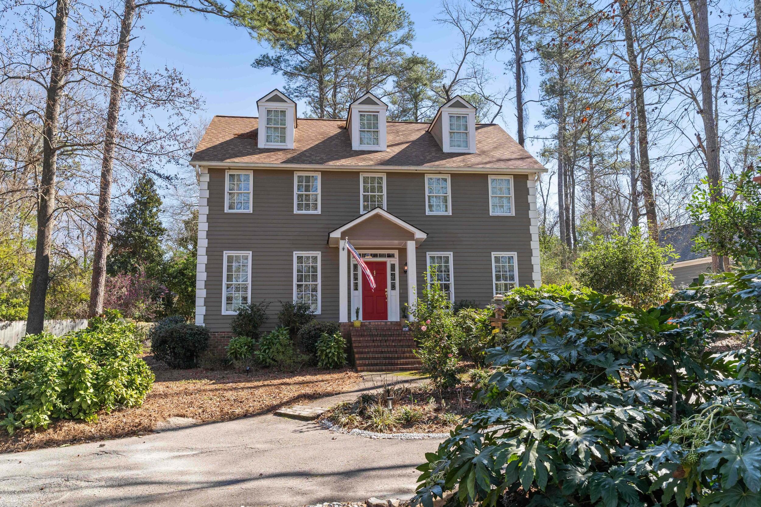 4_02.23.2026 01 2014-autumn-chase (matt