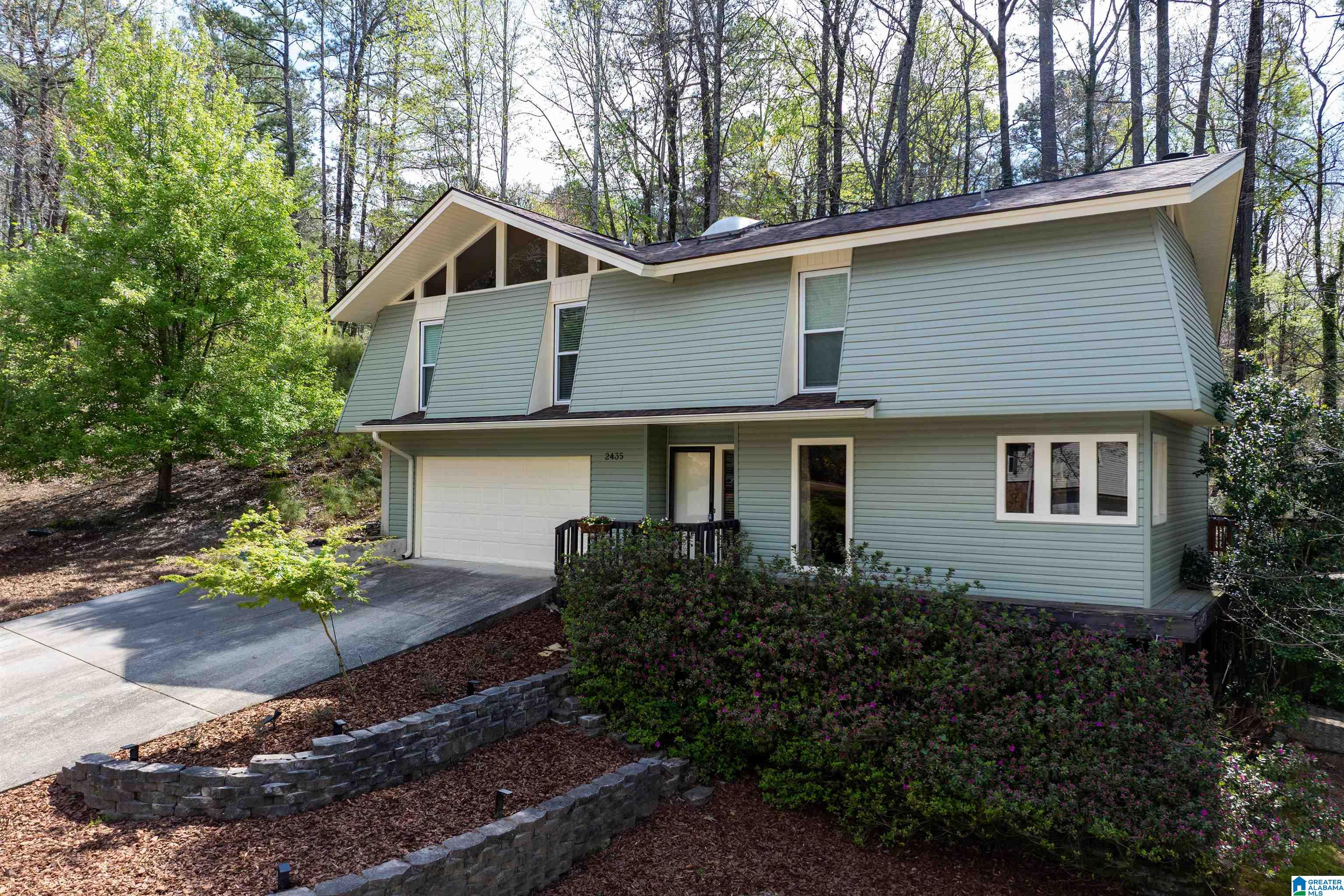 2435 Wine Ridge Drive Birmingham, AL 35244 - Photo 2 of 34