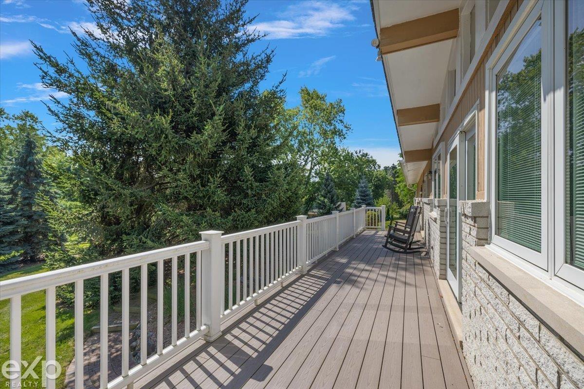6577 High Rim Court Washington, MI 48094 - Photo 14 of 82 50182994-133f386f-186f-4ad2-8d59-176efa10222e.JPG