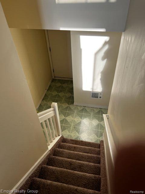 4338 Schaefer Road Dearborn, MI 48126 - Photo 18 of 24 Gallery Image 18