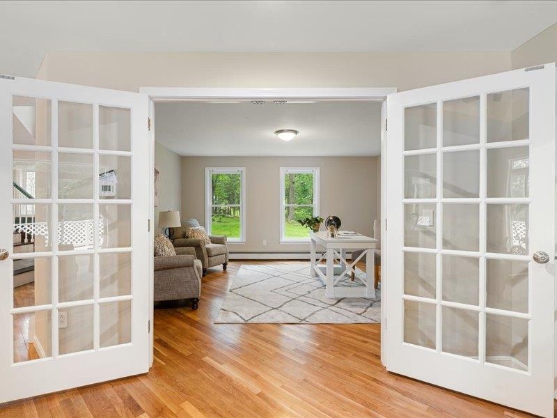 71 Marblehead Road Windham, NH 03087 - Photo 28 of 55