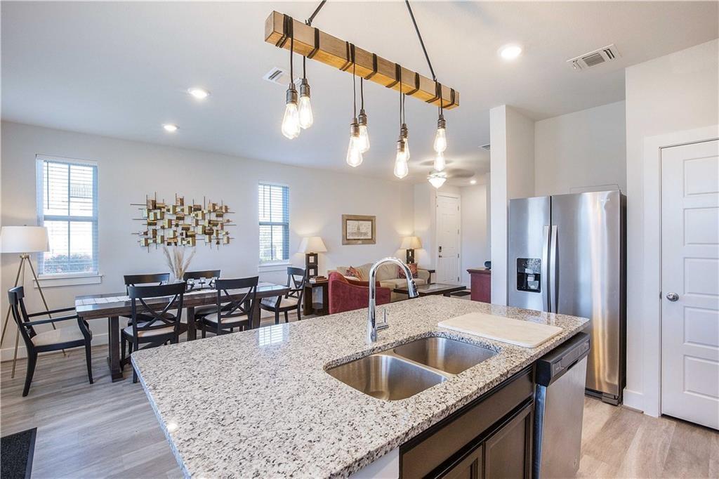 7500 Burnham Place Austin, TX 78744 - Photo 8 of 24