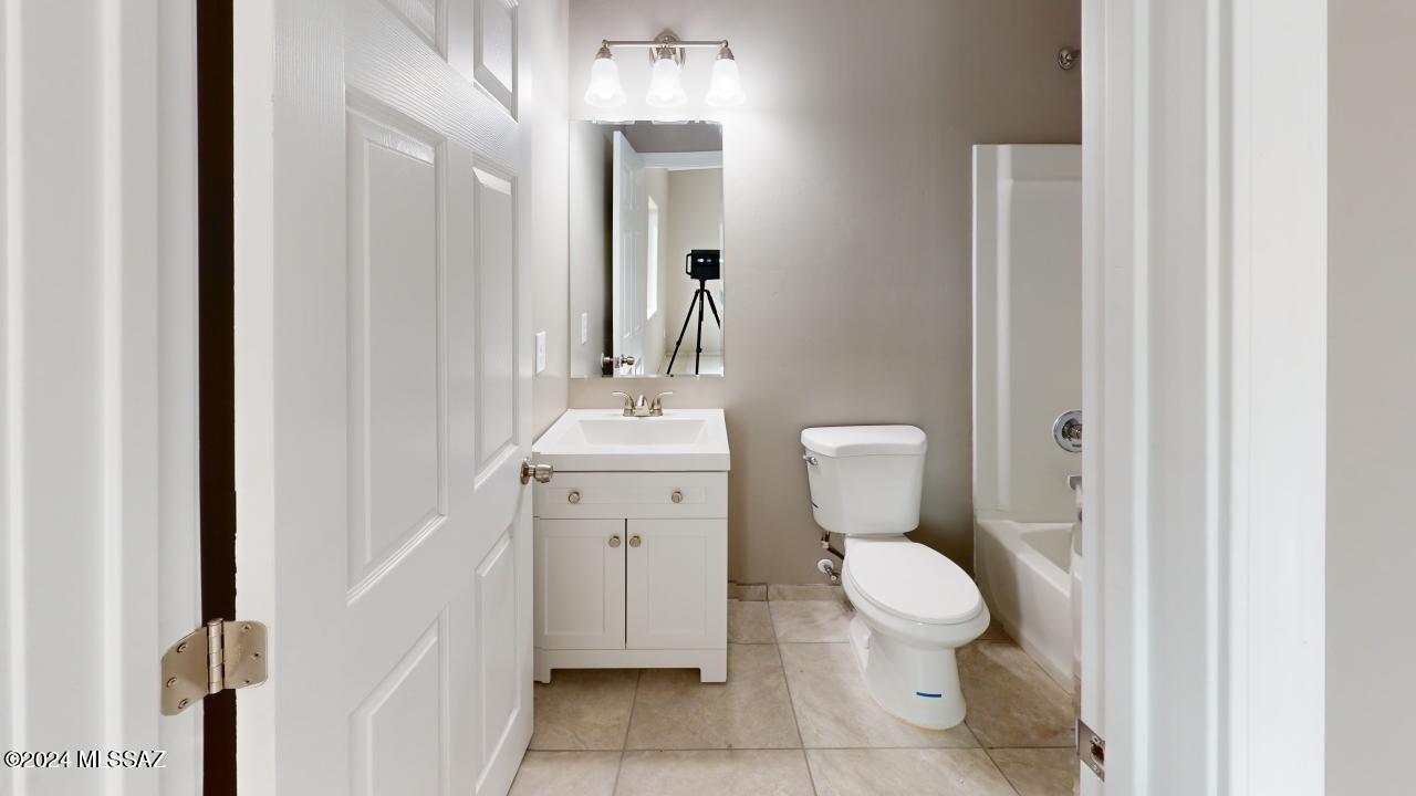 433 East Navajo Road, Unit 1 Tucson, AZ 85705 - Photo 12 of 18