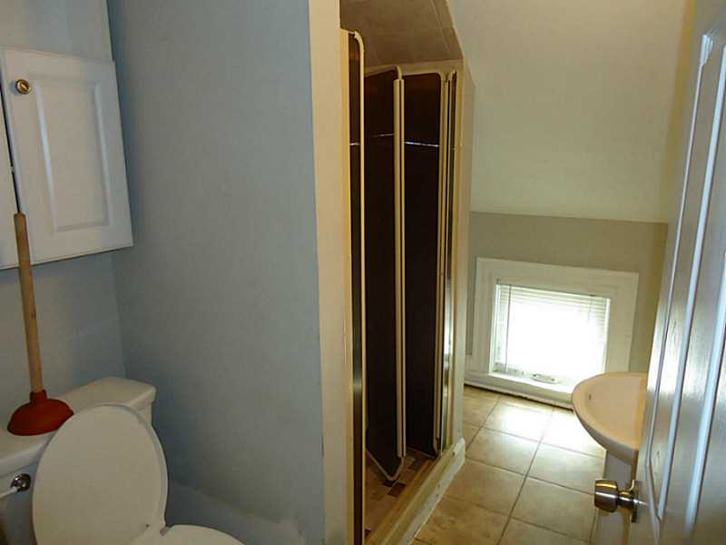 26 Maple Street Coventry, RI 02816 - Photo 10 of 25 Bathroom.