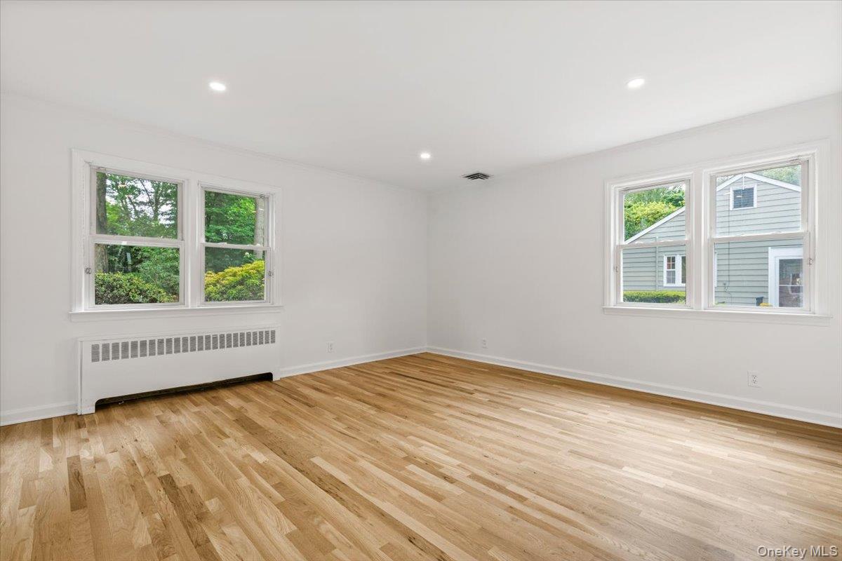 23 Lakeview Road New Rochelle, NY 10804 - Photo 14 of 27