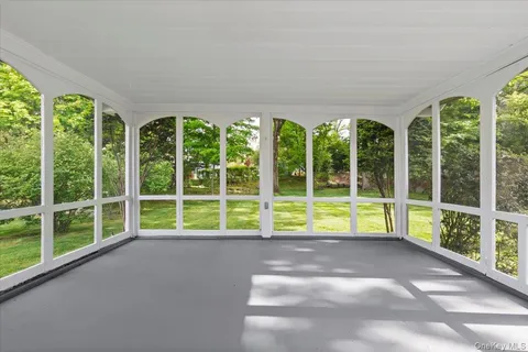 $899,000 | 23 Lakeview Road, New Rochelle, NY 10804