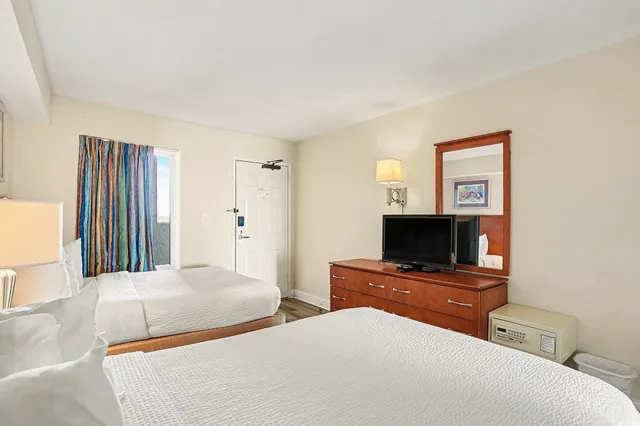 $250,000 | 158 Seawatch Drive, Unit 1107, Myrtle Beach, SC 29572