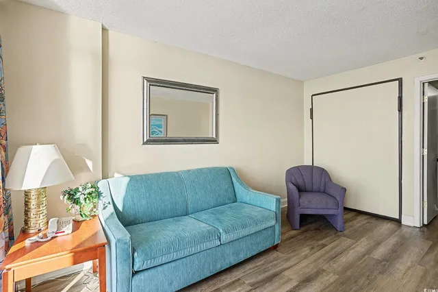 $250,000 | 158 Seawatch Drive, Unit 1107, Myrtle Beach, SC 29572