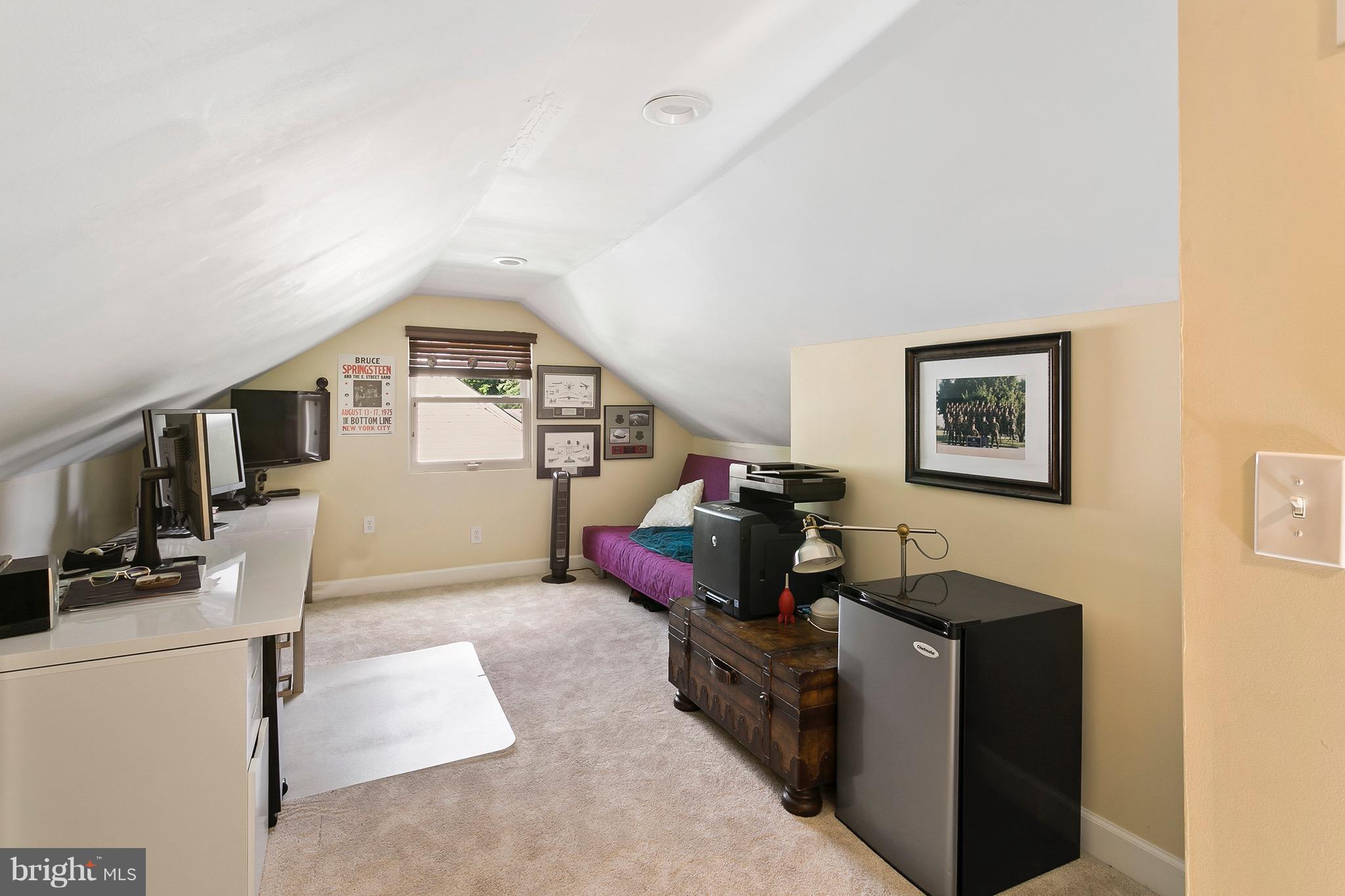6935 Weston Road Falls Church, VA 22042 - Photo 22 of 25 Family Room