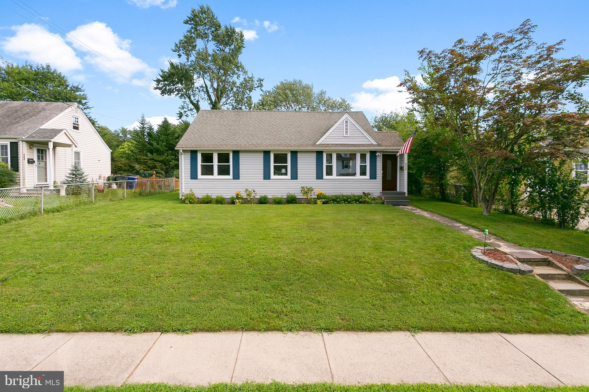 6935 Weston Road Falls Church, VA 22042 - Photo 23 of 25 Exterior (Front)