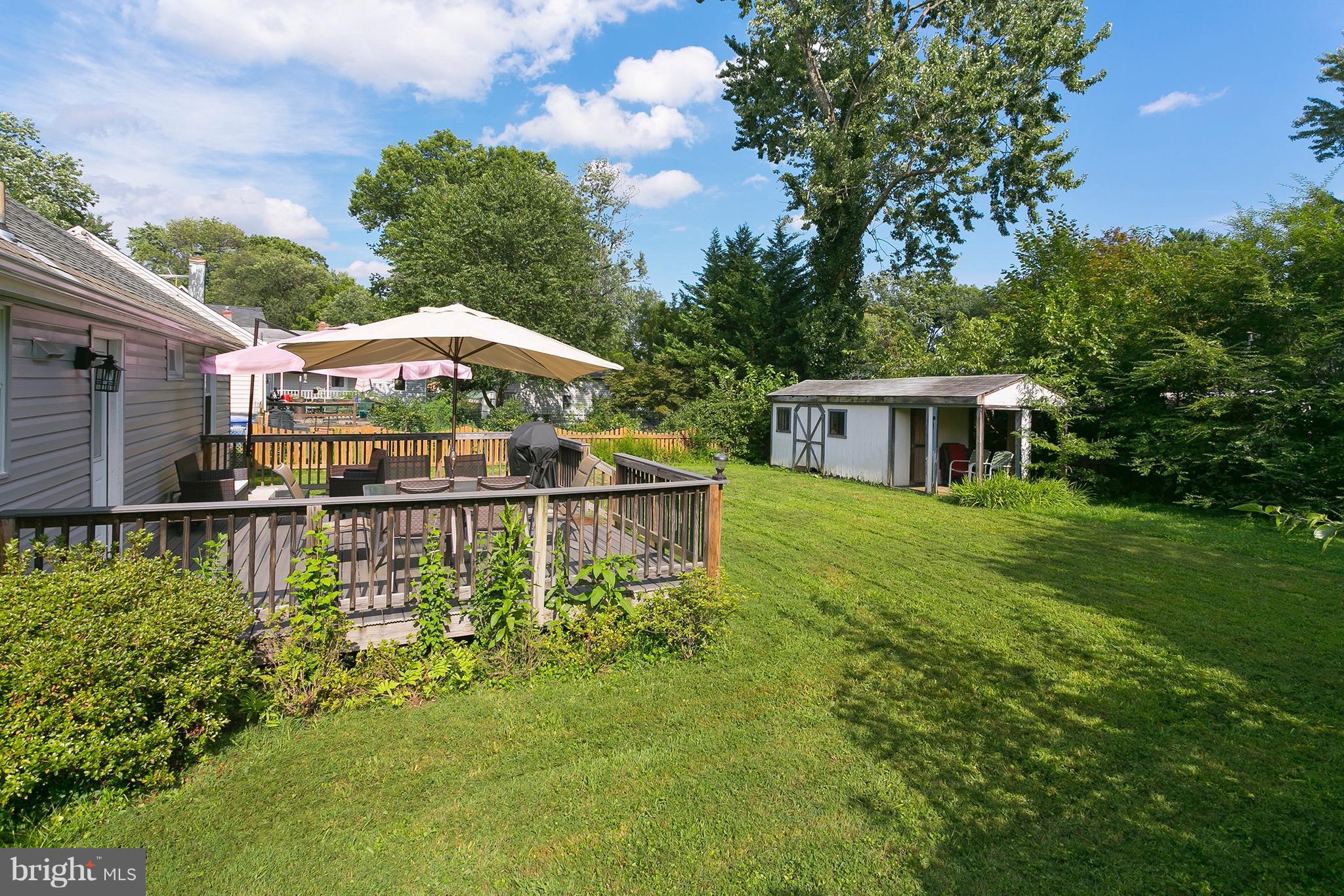 6935 Weston Road Falls Church, VA 22042 - Photo 24 of 25 Exterior (Rear)