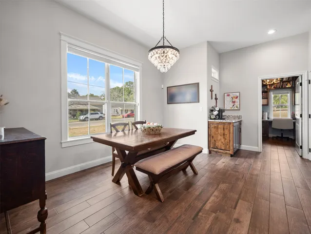 a view of utility room with washer and dryer
