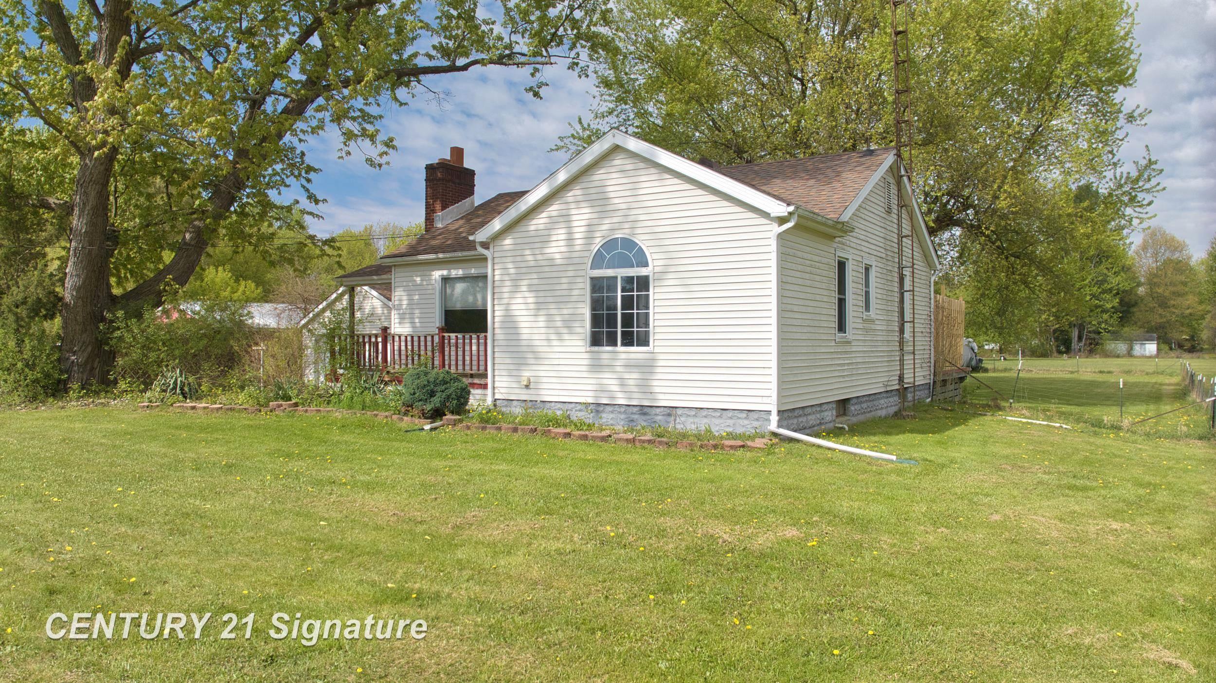 10021 North Clio Road Clio, MI 48420 - Photo 3 of 42