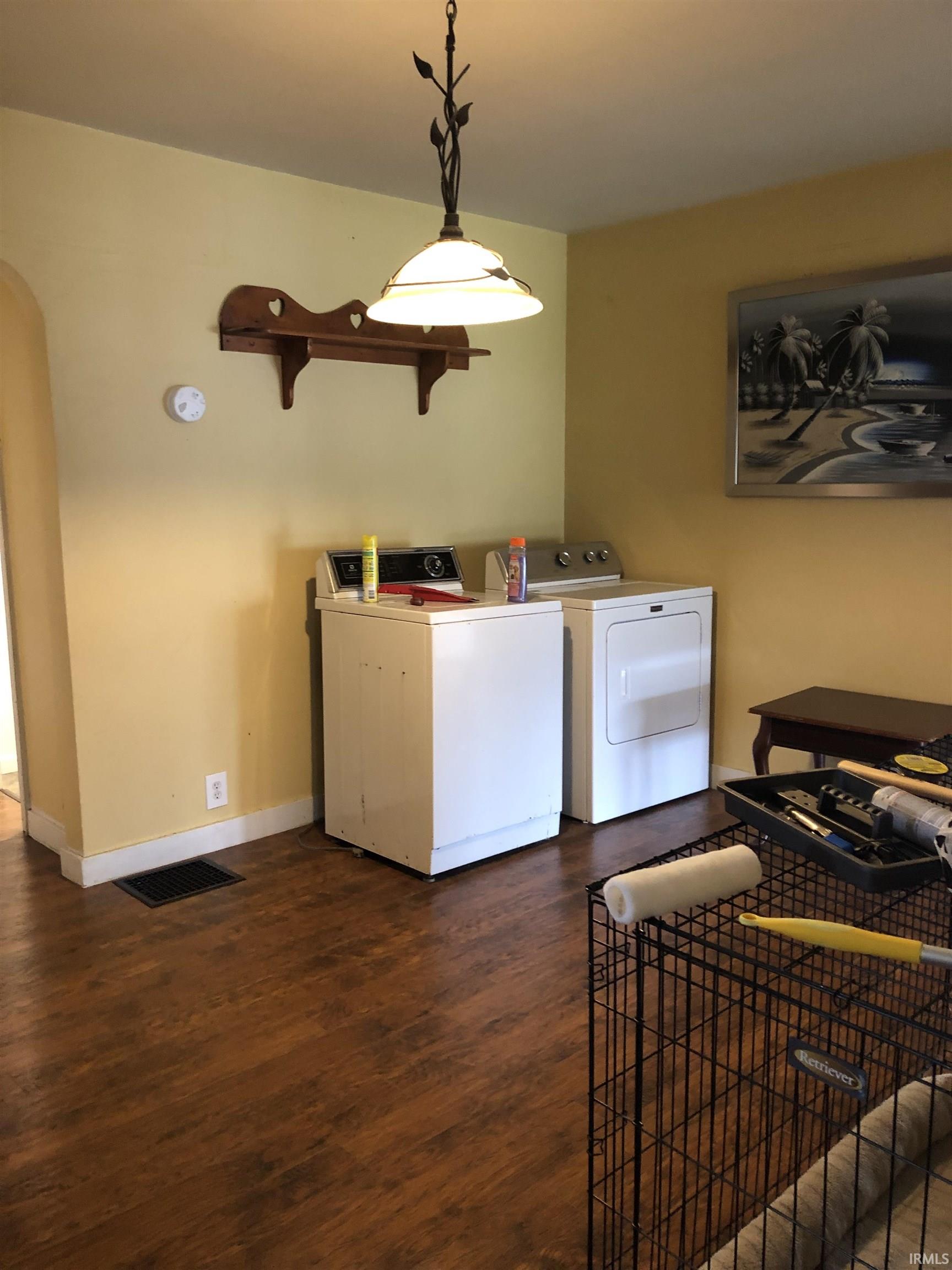 112 East Park Road Washington, IN 47501 - Photo 6 of 9 Gallery Image 6
